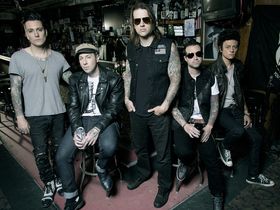 Synyster Gates d'Avenged Sevenfold nous livre un titre à titre d'Hail To The King