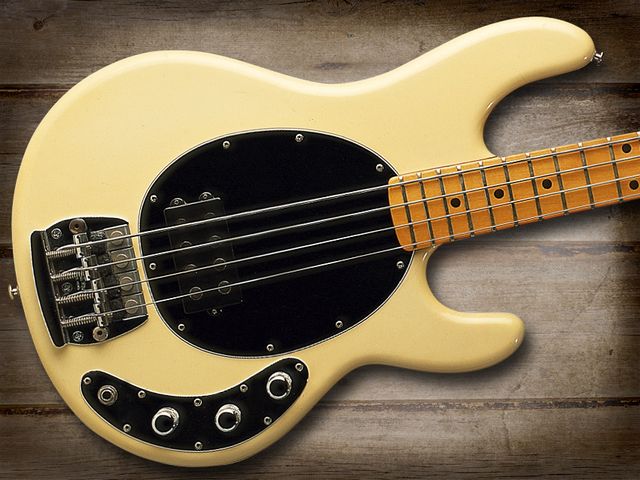 Music Man StingRay – pre Ernie Ball