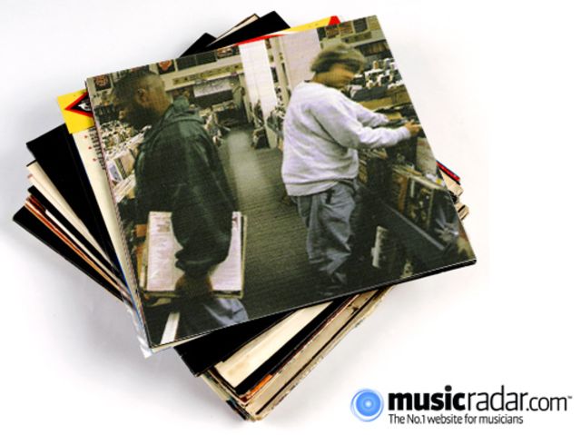 DJ Shadow - Midnight In A Perfect World (1996)