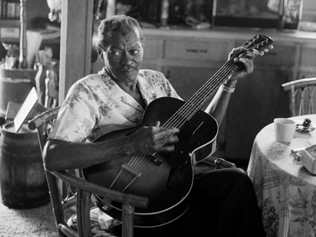 Clarence 'Gatemouth' Brown