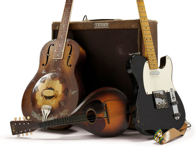 1932 National Triolian resonator guitar and 1959 Fender Esquire guitar