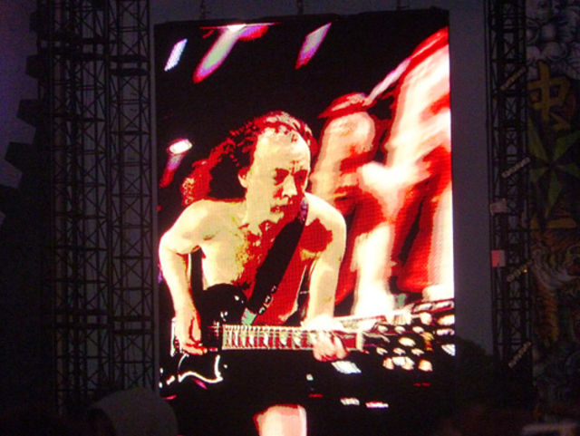 AC/DC