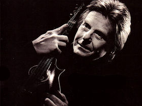 52 famous players on their first guitars