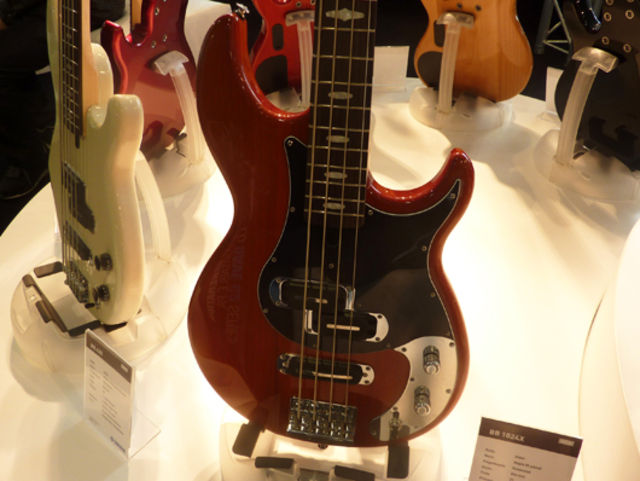 Yamaha BB1024X bass in caramel brown