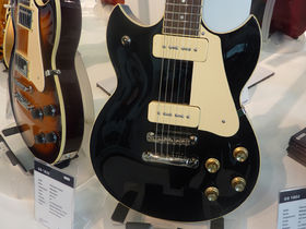 Musikmesse 2010: new Yamaha electric guitars and basses in pictures