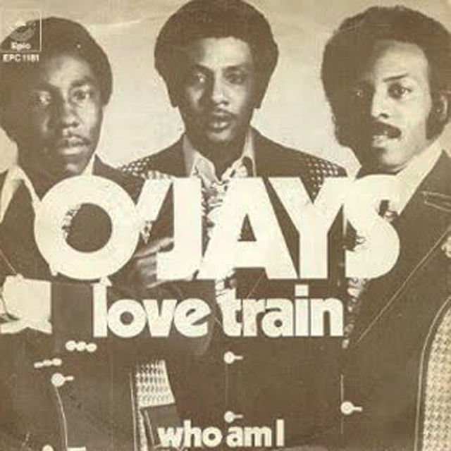 The O'Jays - Love Train (1973)