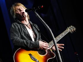 Goo Goo Dolls' John Rzeznik talks recording new album, Magnetic