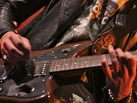 Holiday Quiz: guess the guitarist's hands