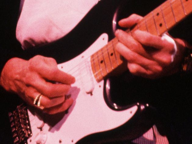That Strat looks familiar...
