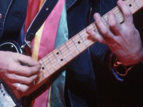 Holiday Quiz: guess the guitarist's hands