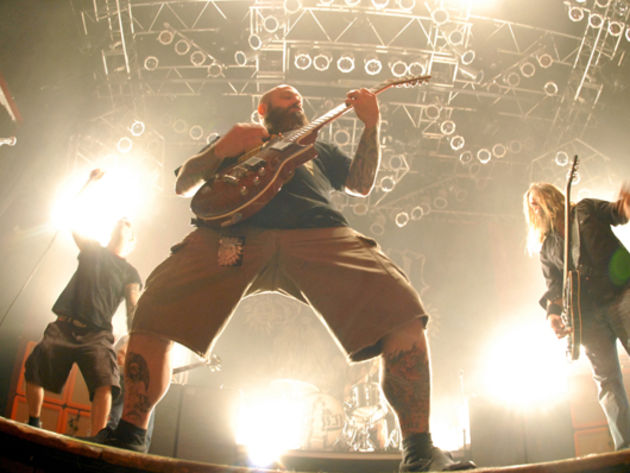 Sludge metal