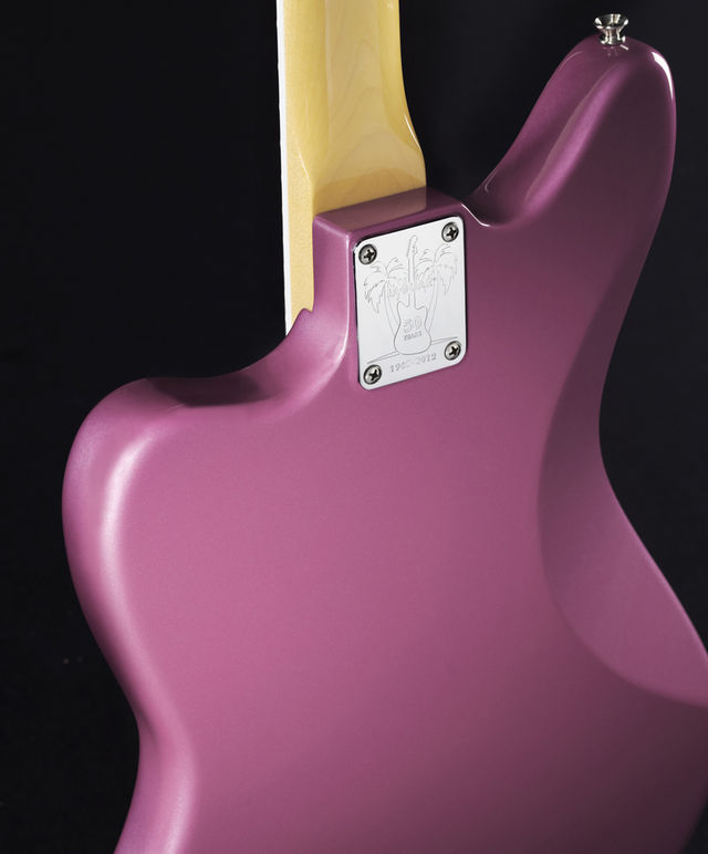 NAMM 2012: Fender introduces the 50th Anniversary Jaguar guitar Let's check out the back...