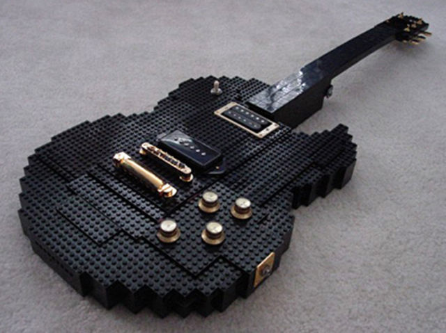 The Lego guitar