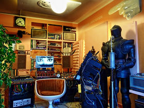 Me in my studio: Pepe Deluxé