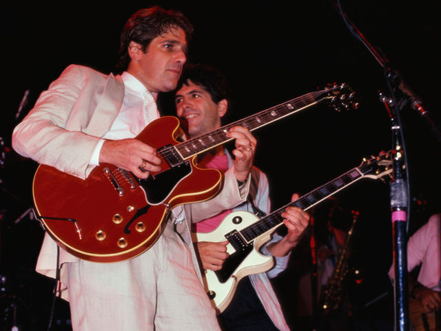 The Heat Is On - Glenn Frey (1985)
