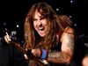 Steve Harris in familar pose