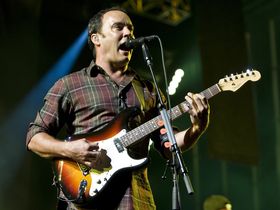 The 20 richest lead singers in the world