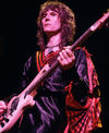 Chris Squire Onstage in 1977. Yes, that is a cape