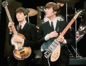 16 Rickenbacker guitar and bass stars