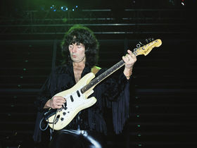 The Top 50 Guitar Riffs Of All Time: 25-1
