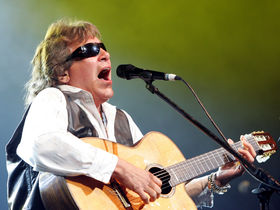 When rock goes acoustic
