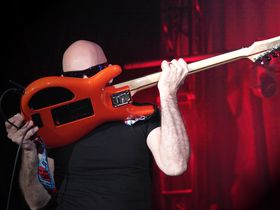 Joe Satriani on his upcoming Unstoppable Momentum US tour