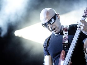 Joe Satriani on his upcoming Unstoppable Momentum US tour
