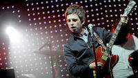 10 essential semi-acoustic guitar tips