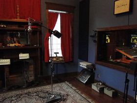 Studio Tour: Nashville's 16 Ton Studios in video and pictures