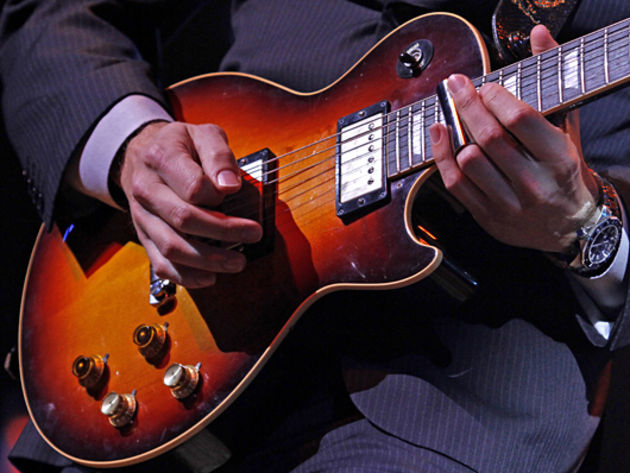 Use your volume, tone and pickup selector controls