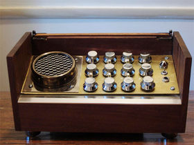 17 amazing Steampunk synthesizer mods