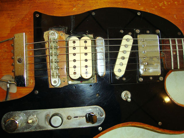 All-Star Gear: Steve Morse's Frankenstein Telecaster Steve Morse's Telecaster - body detail (close)
