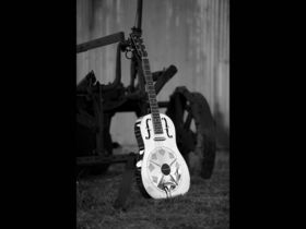 Preview: A Story Of Six Strings by Stephen Arnold