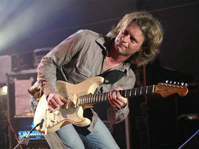 10 unsung Fender Stratocaster stars