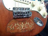 Bridge inlay The early 1900s-style mandolin body inlay was another distinctive mod