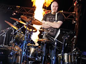 Steve Barney's The Wanted drum setup in pictures