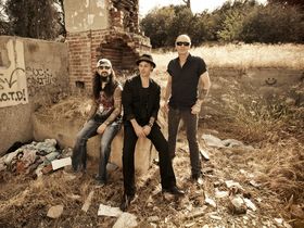 Mike Portnoy, Billy Sheehan and Richie Kotzen talk The Winery Dogs CD track-by-track