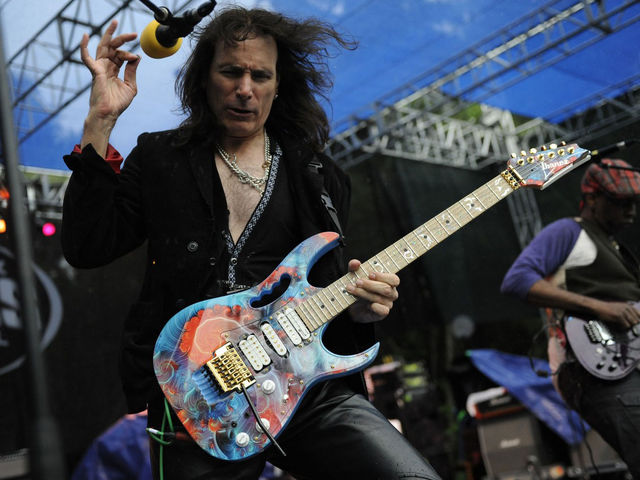 Steve Vai
