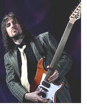 http://cdn.mos.musicradar.com/images/legacy/totalguitar/Bumblefoot_5231.jpg