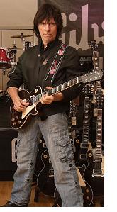 http://cdn.mos.musicradar.com/images/legacy/totalguitar/J&H3.jpg