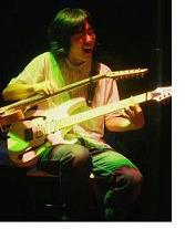 http://cdn.mos.musicradar.com/images/legacy/totalguitar/Zack 5.JPG