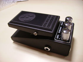 Plutoneium Chi-Wah-Wah Pedal