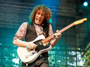 What strings do you use, Oli Brown?