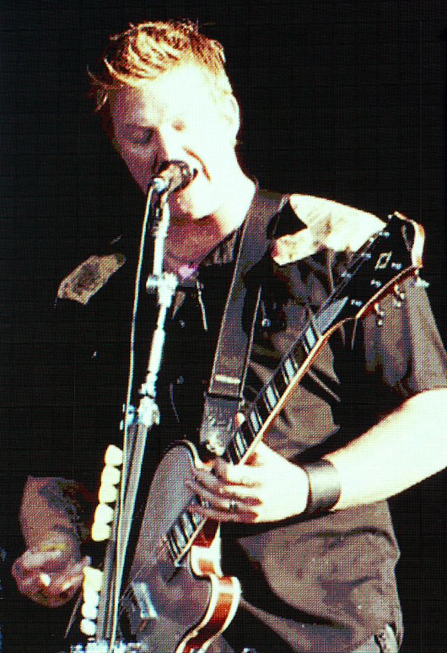 Josh Homme (Them Crooked Vultures)
