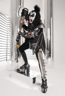 Gene Simmons Talks Guitar Hero