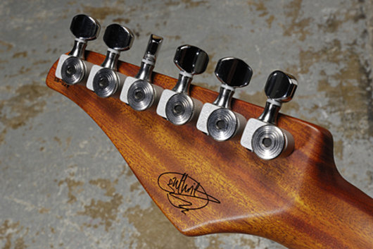 Suhr Guthrie Govan Set-Neck signature - hands on
