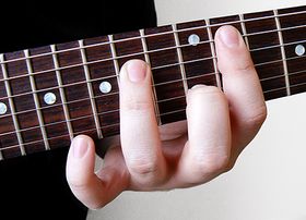 How to: play fluid, flawless barre chords
