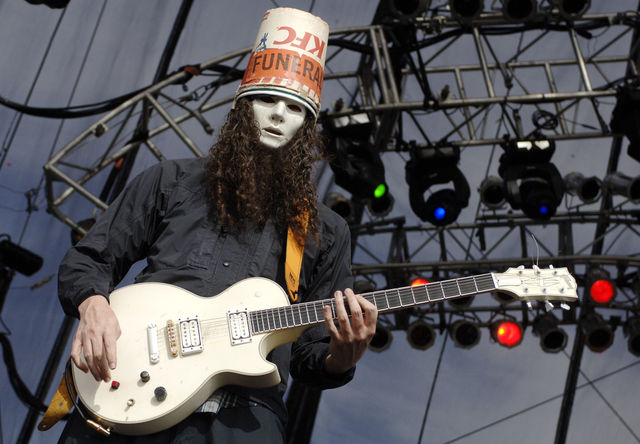 Brain lifts the lid on the crazy world of Guns N' Roses