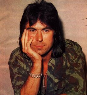 12 drummers that became frontmen