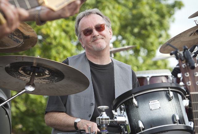 Dave Mattacks at the kit
